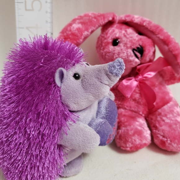 Cute little pair of stuffed animals. Hedgehog and pink bunny. - Picture 2 of 8